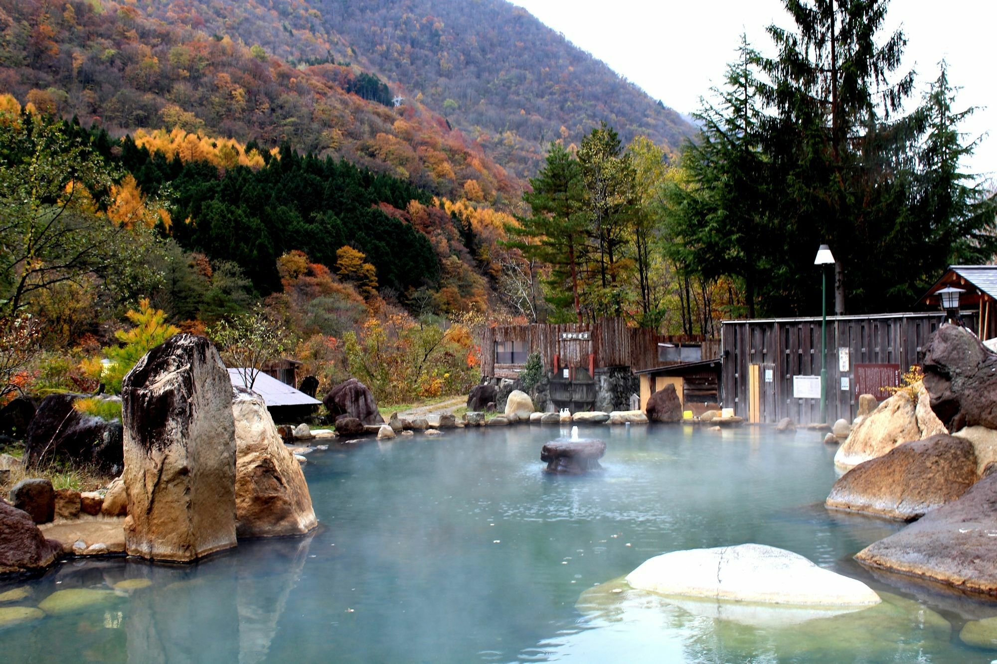 Suimeikan Karukaya Sanso Takayama  Buitenkant foto